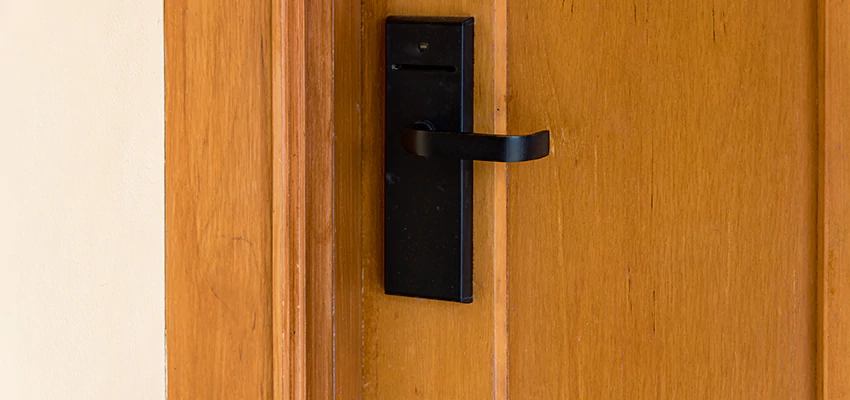 Quick Response Locksmith For Lock Repair in Newport Beach, California