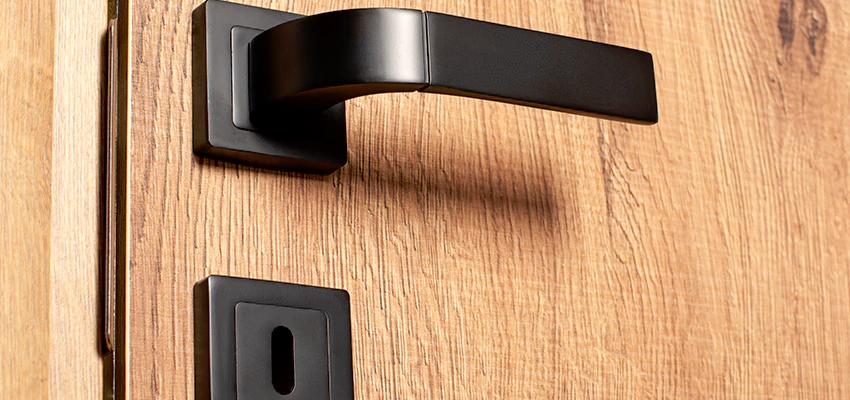 Weekend Lockout Assistance Troubleshooting in Newport Beach, California